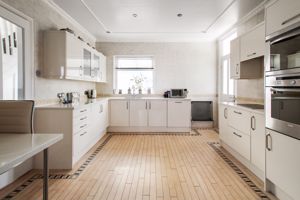 Photo 17- click for photo gallery